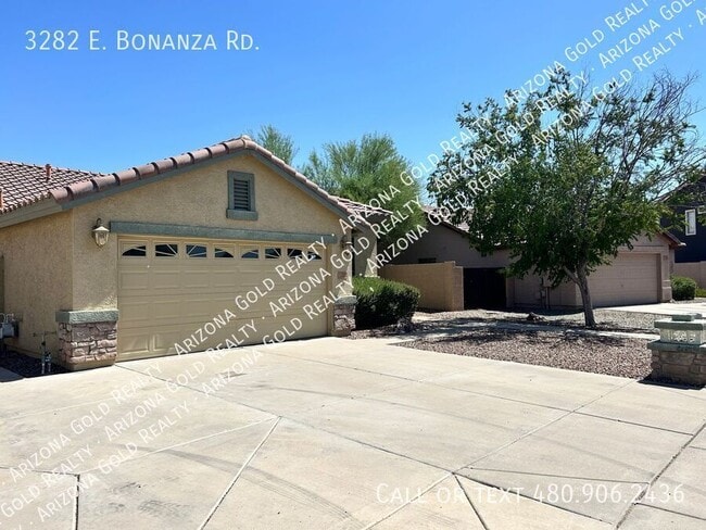 Building Photo - 3282 E Bonanza Rd