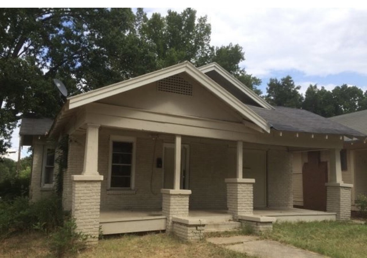 Primary Photo - 2901 Boss Ave