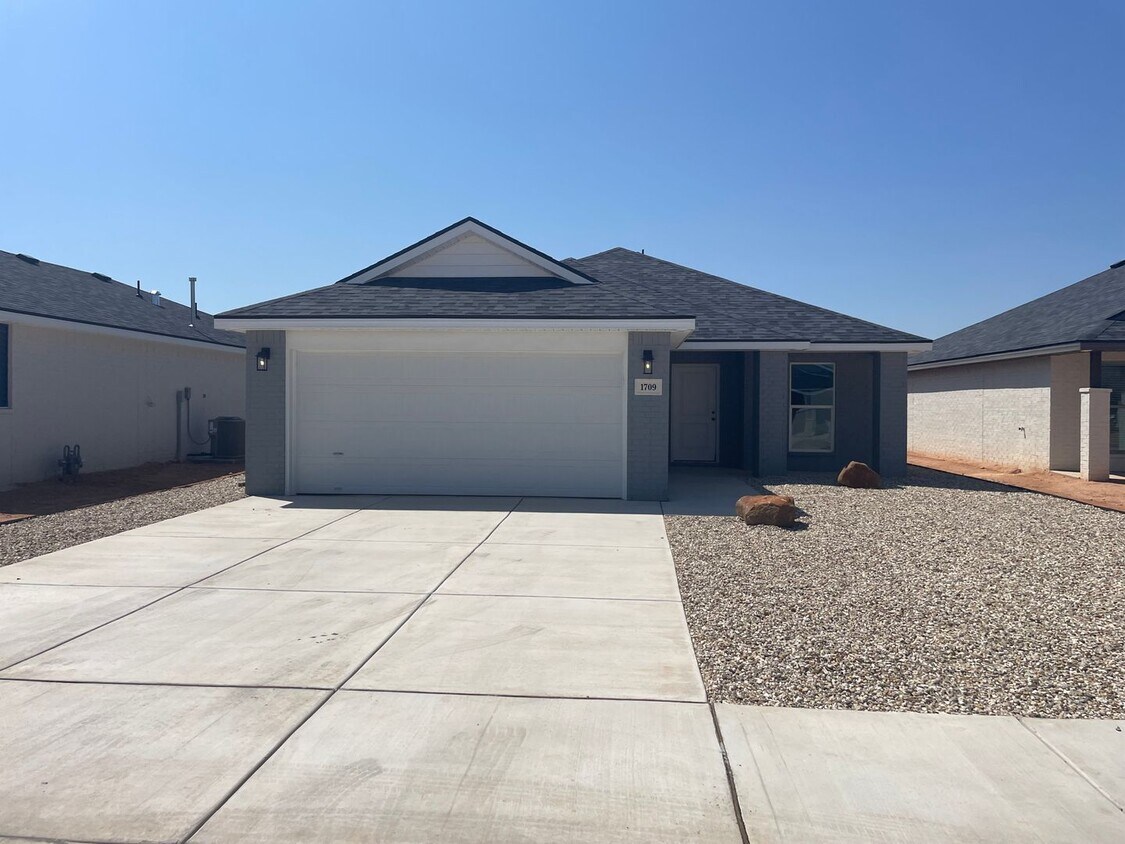 Foto principal - 3BR/2BA in Bell Farms, Frenship ISD Distri...