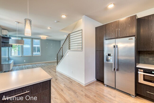 Foto del edificio - 3 br, 2 bath House - 9753 Woodlawn Ave N