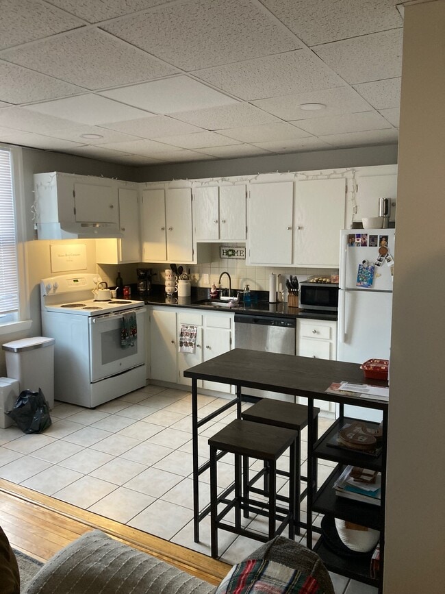 Building Photo - 215 Wheelock Ave