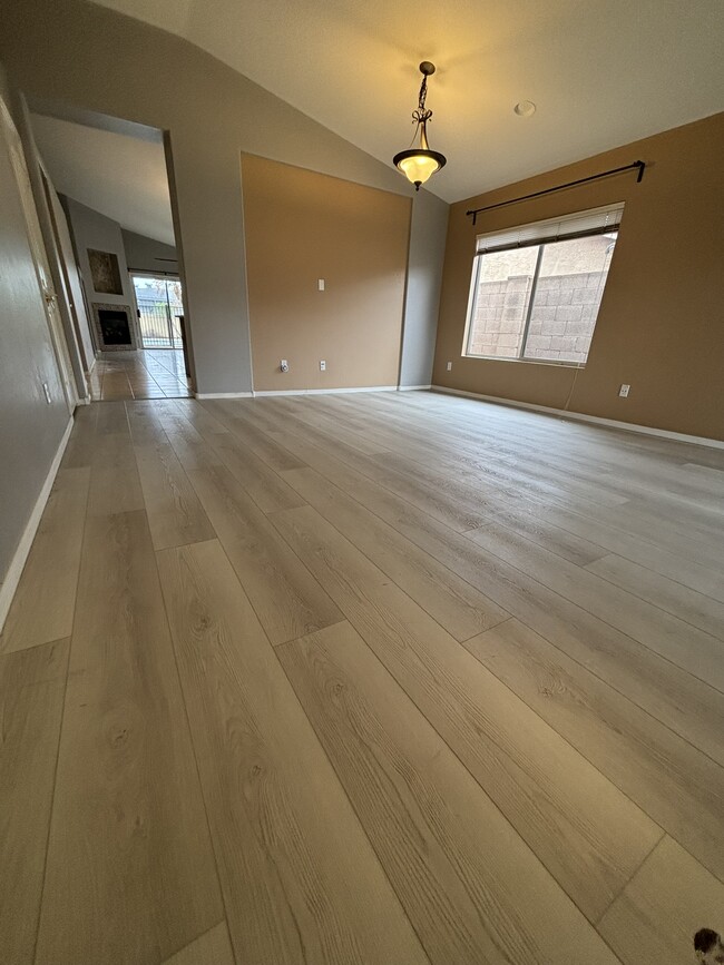 Living room - 3464 S Moccasin Trl