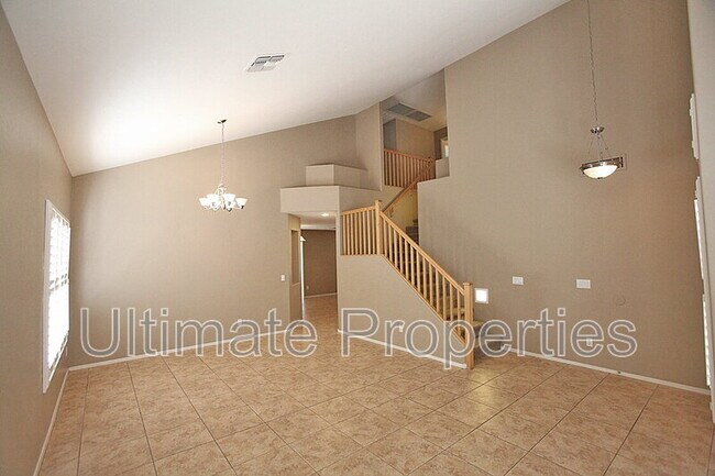 Foto del edificio - 16386 W Cottonwood St