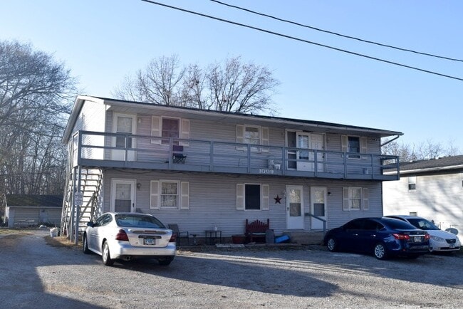 Building Photo - 1009 N 5th St