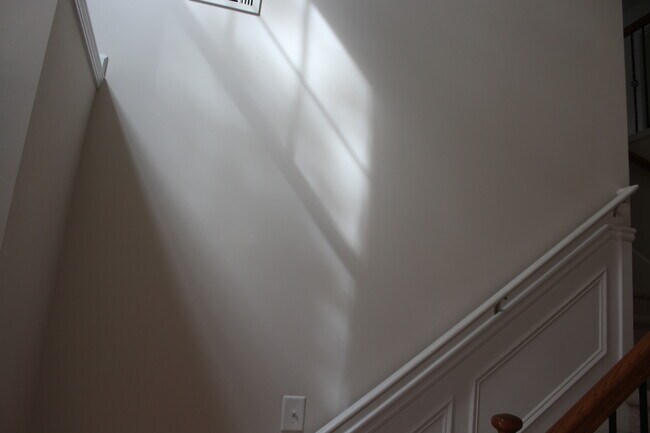 Foto del edificio - 1404 Bellsmith Dr