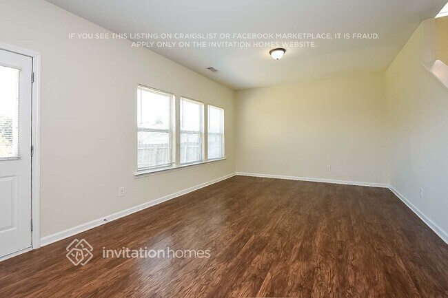 Foto del edificio - 440 Village Broad St