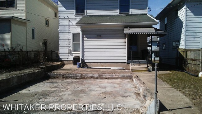 Building Photo - 4 br, 1.5 bath House - 834 WILFRED