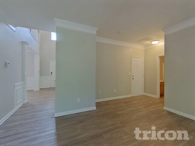 Foto del edificio - 2721 Forest Grove Ct