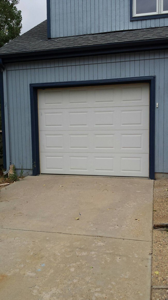 Foto del edificio - 106 S Greeley Ave