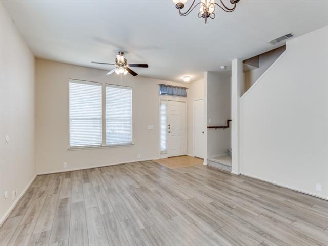 Building Photo - 10800 Astor Dr
