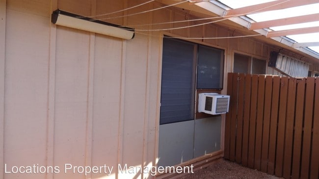 Building Photo - 2 br, 1 bath House - 1199 Palekaiko Street