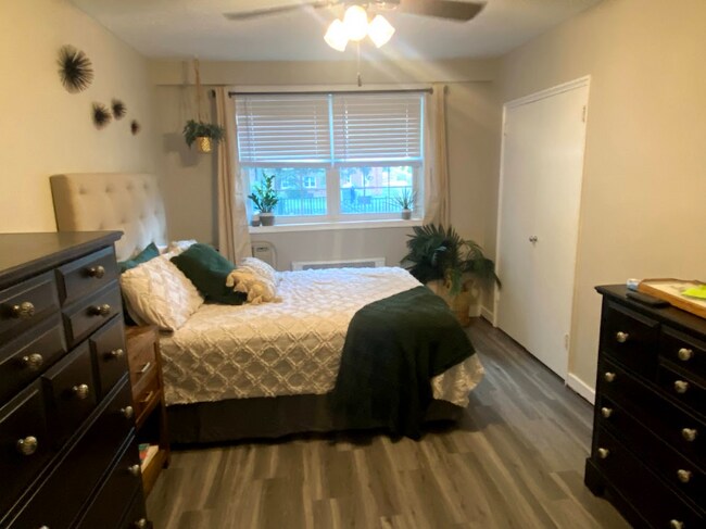 Photo - 201 N Trenton St Apartment