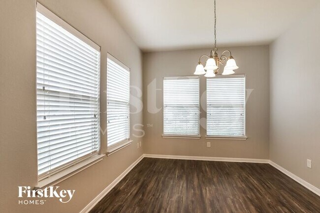 Foto del edificio - 24230 Courtland Oaks St
