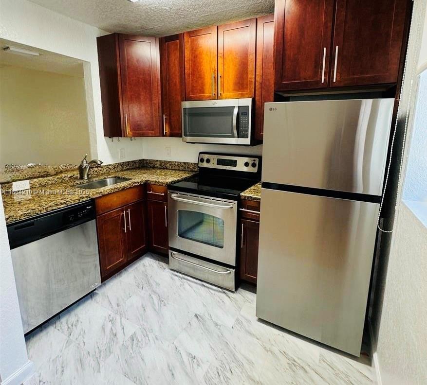 Foto principal - 350 84th St