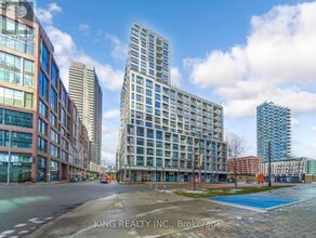 Building Photo - 15 Richardson St