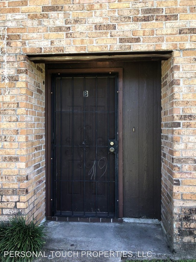 Building Photo - 1737 Jade Ave