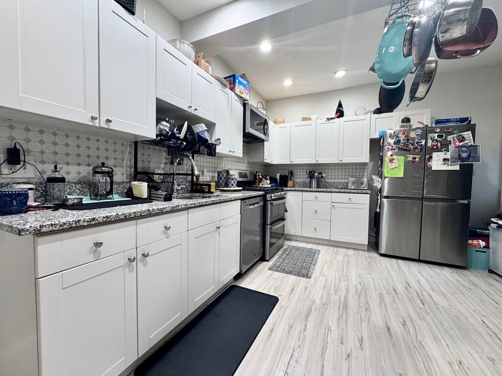 Foto principal - 1584 Beacon St