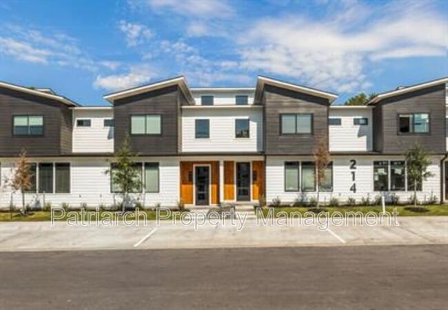 Photo - 214 Lynn Dr Apartment