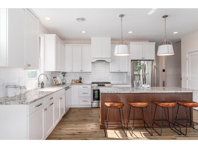 Foto del edificio - 2360 Sydney Ln