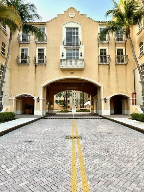 Foto del edificio - 3001 NE 185th St