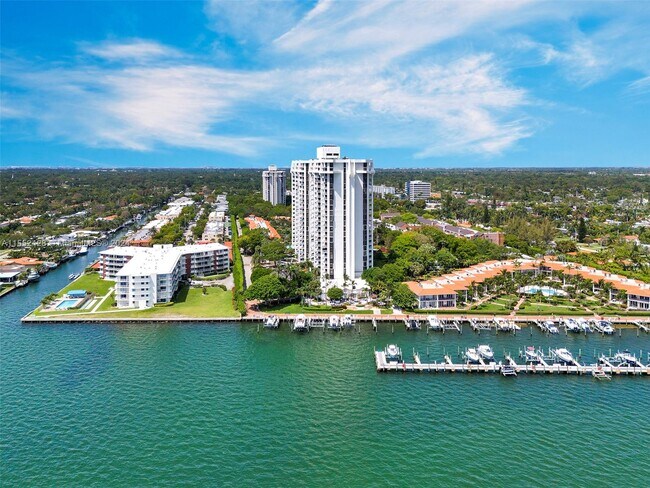 Building - 4000 Towerside Ter