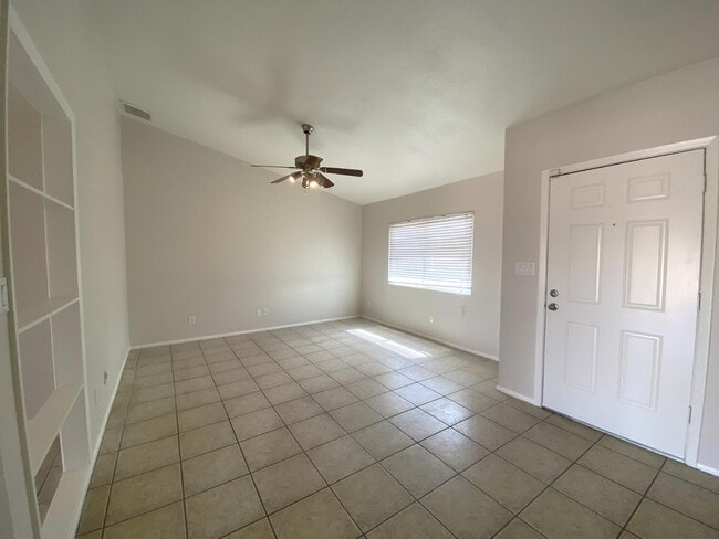 Foto del edificio - 14619 N 62nd Ave