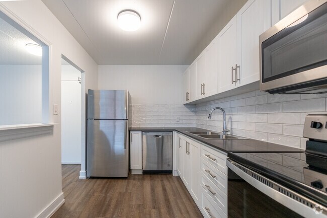 3 chambres, 1 salle de bain - 100 m² - Cuisine - 836 Talwood Dr