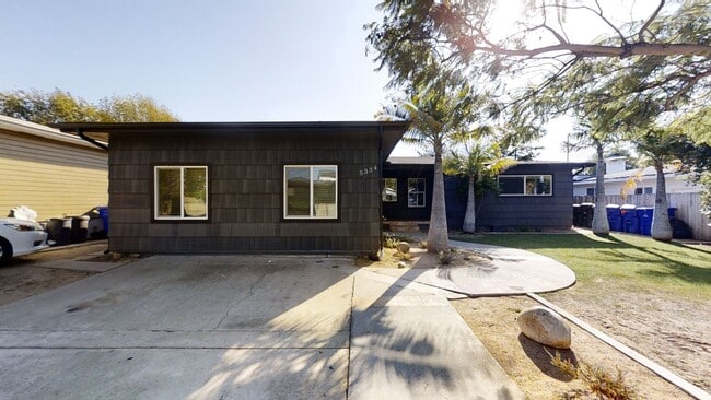 Building Photo - 5336 E Falls View Dr