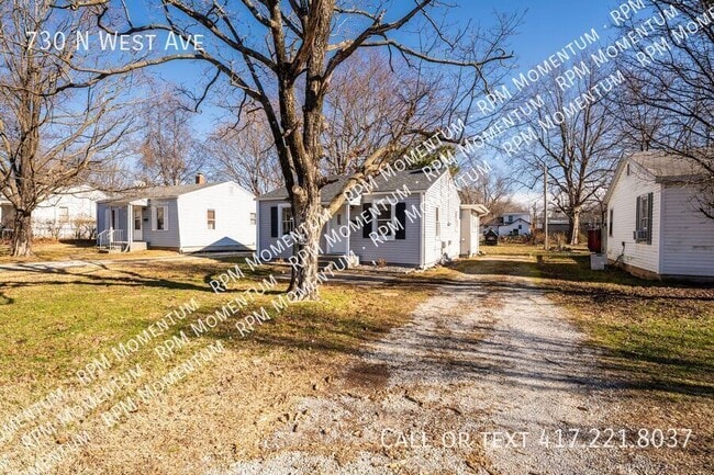 Building Photo - 730 N West Ave