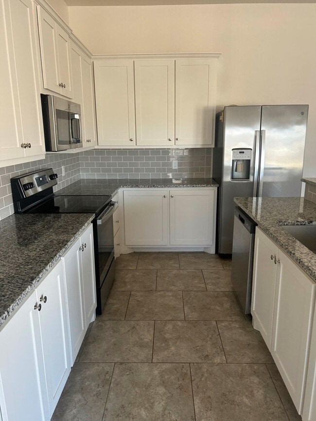 Building Photo - 5517 Lehigh St