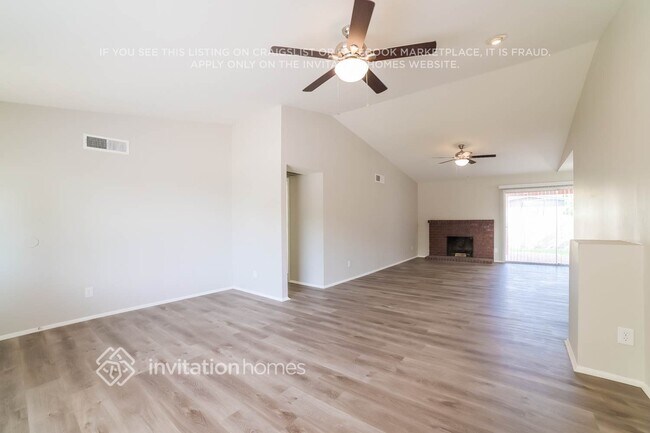 Foto del edificio - 7625 W Turney Ave