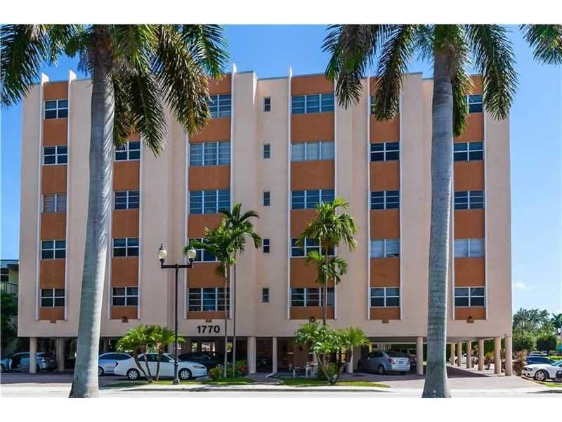 Primary Photo - 1770 E Las Olas Blvd