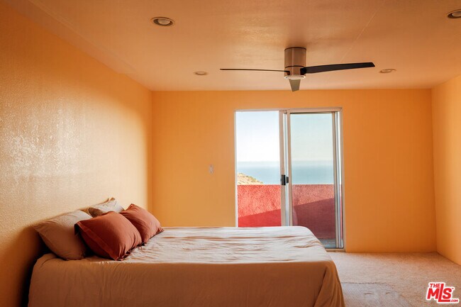 Foto del edificio - 3029 Sequit Dr