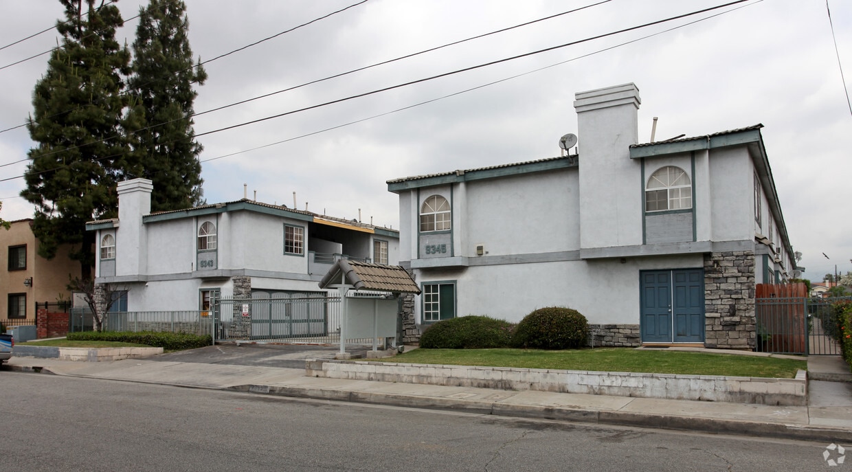 Building Photo - 9343 Ramona