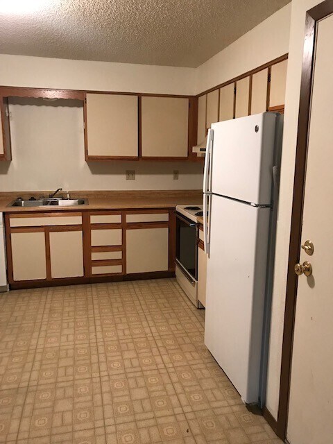 Foto del edificio - 6 Month lease special!!! Priced at $1349 after discount. RENT INCLUDES ALL UTILITIES, except for ...