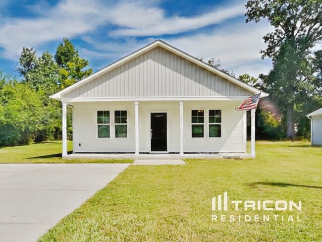 Building Photo - 302 Stancil St