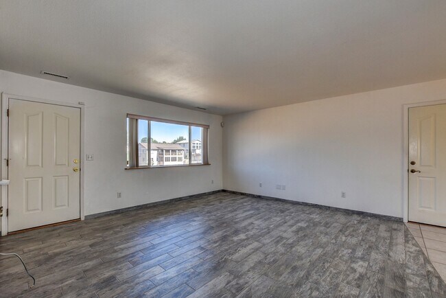 Building Photo - 4679 N Morning Star Dr