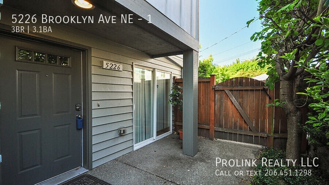 Foto del edificio - 5226 Brooklyn Ave NE