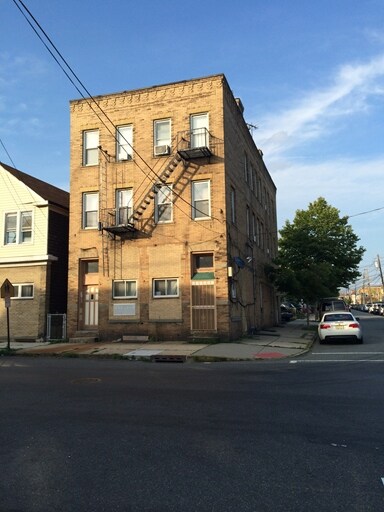Foto del edificio - 701 3rd Ave