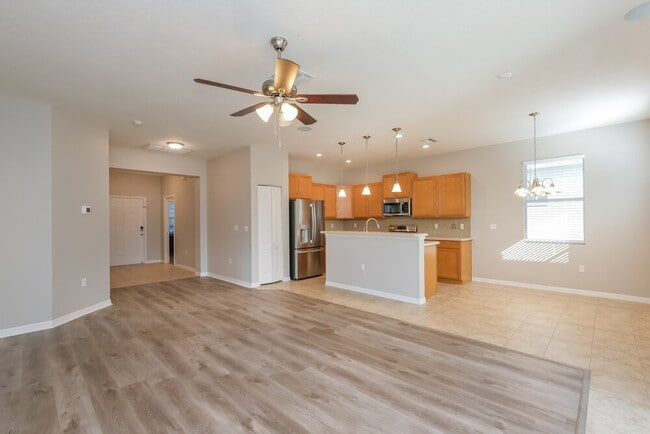 Foto del edificio - 6222 Twin Bridges Dr