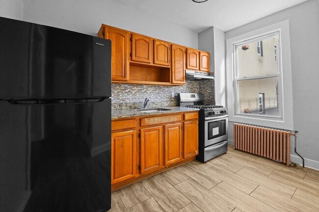 Foto del edificio - 6118 Palisade Ave