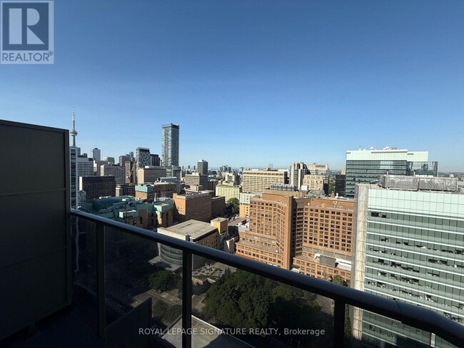 Photo du bâtiment - 750-3750 Bay St.