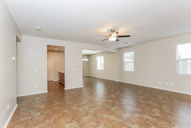 Foto del edificio - 7342 W St Charles Ave