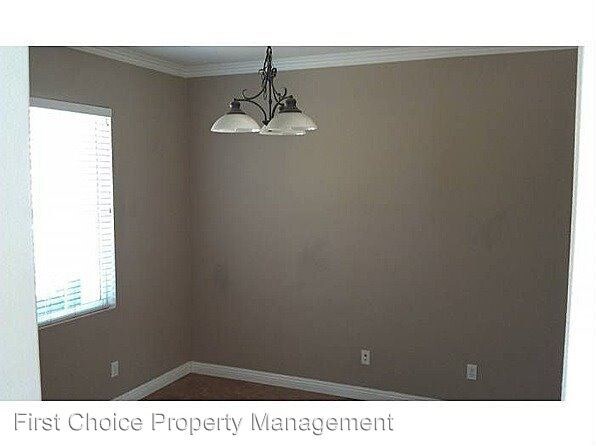 Foto del edificio - 3 br, 2 bath House - 22361 Witchhazel Ave