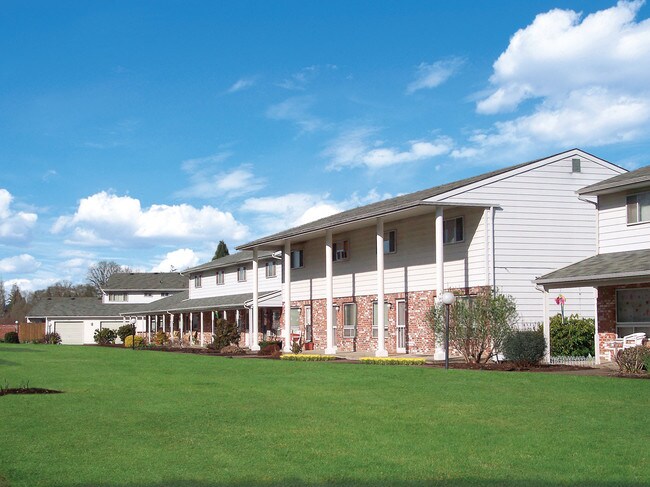 The Williamsburg Apartments Apartments Milwaukie, OR