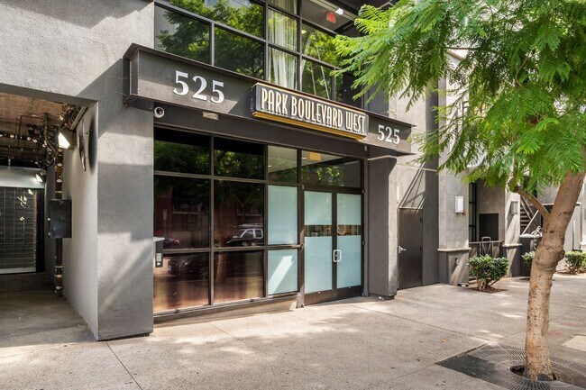 Foto del edificio - 550 Park Blvd