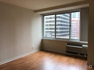 Building Photo - 211 E Ohio St