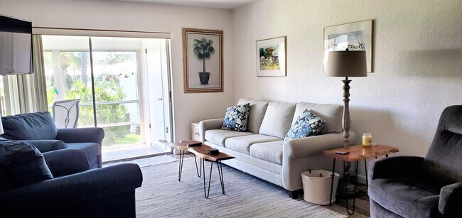 Foto del edificio - 5550 N Ocean Blvd