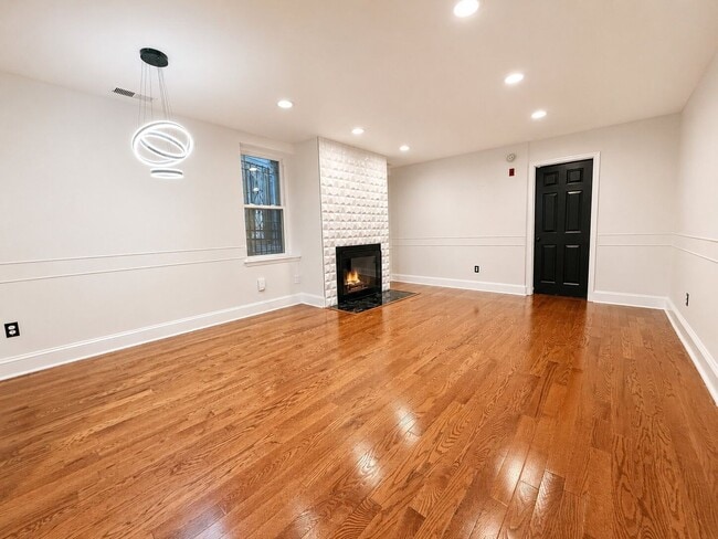 Photo - Rittenhouse Square Apartment in a Prime Center City Location