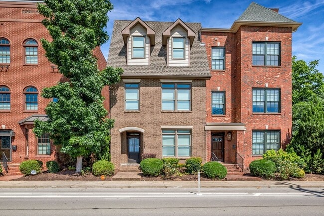 Photo - 412 Garfield St Townhome